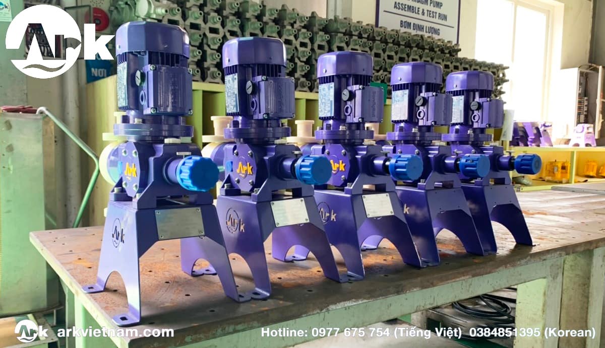 bơm định lượng màng