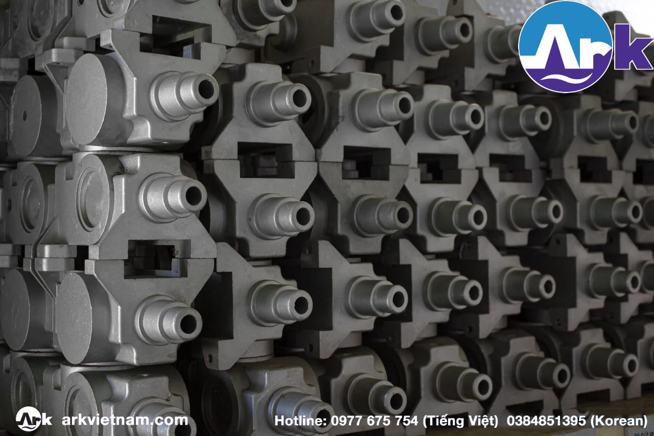 bơm định lượng hóa chất cấu tạo