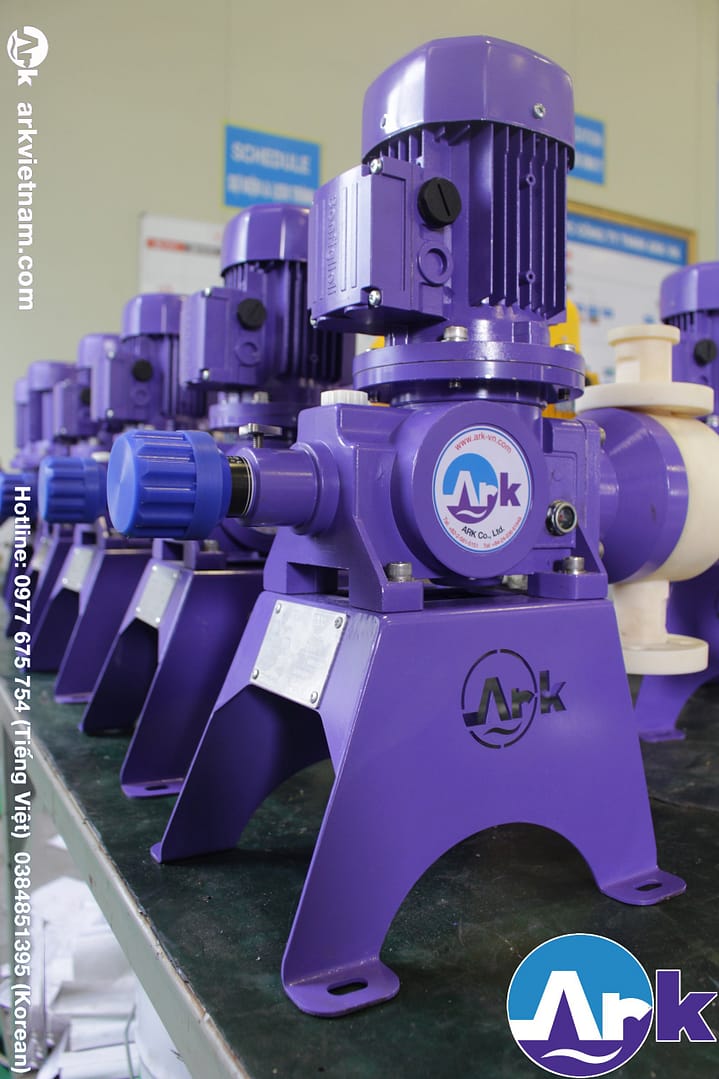 bơm định lượng màng