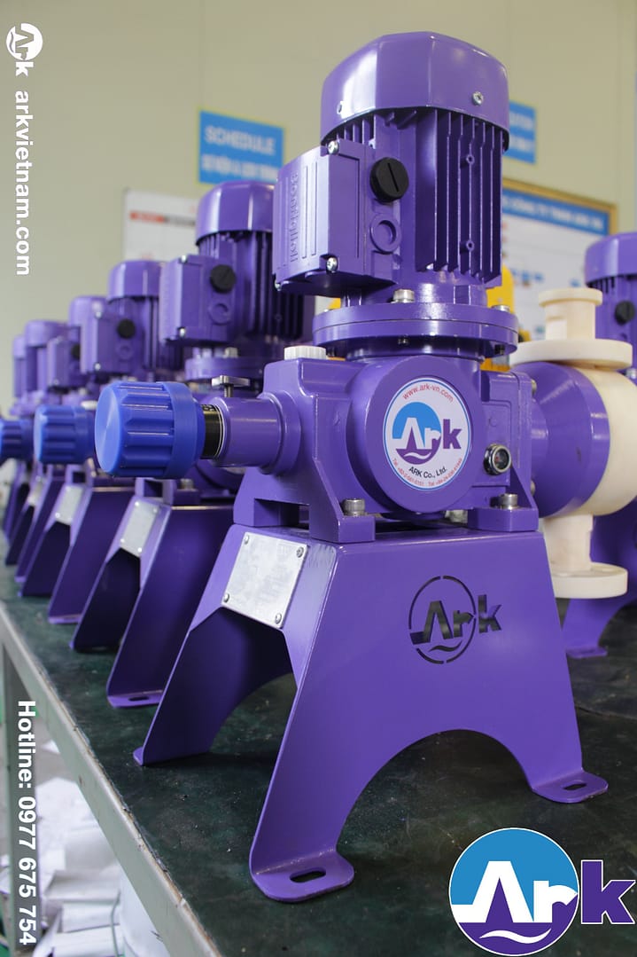 bơm định lượng hóa chất